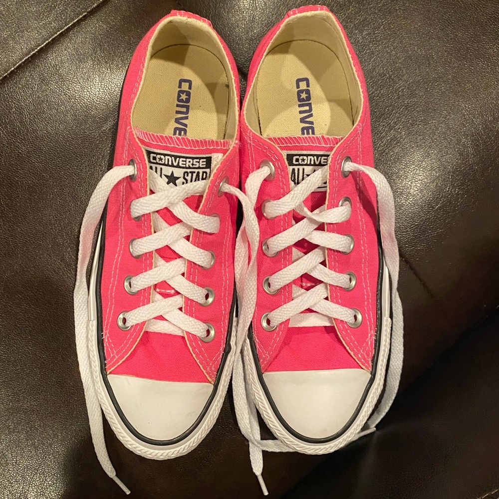 Pink POW Converse - Picture 3 of 5